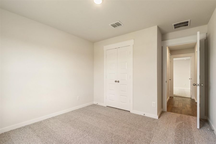 Spacious, unfurnished interior of a new home in Cielo, Conroe (Image 17). Spacious, unfurnished interior of a new home in Cielo, Conroe (Image 17).
