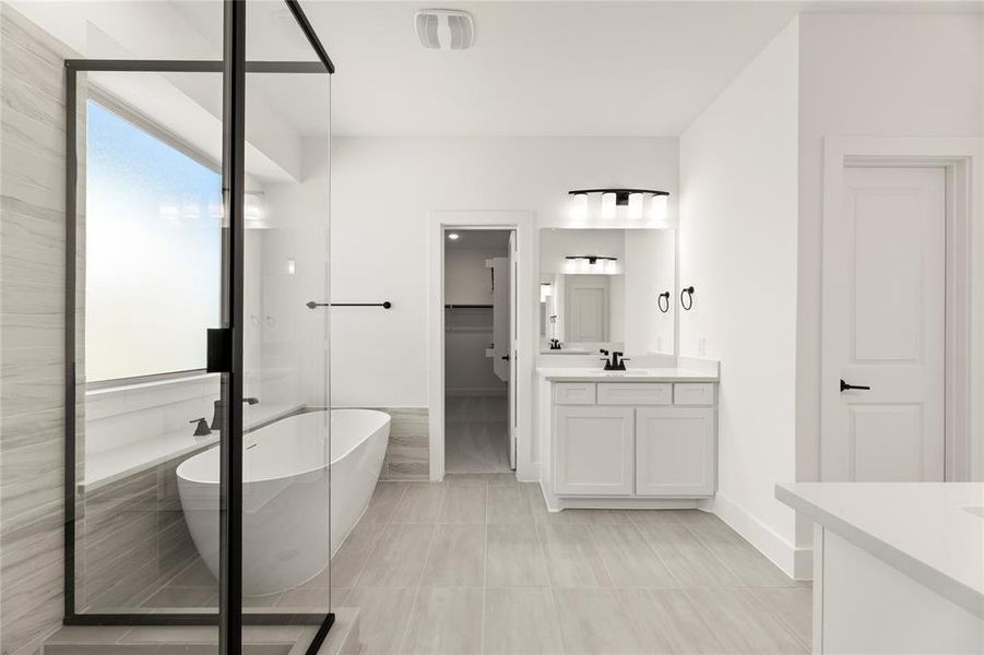 Furnished interior view inside a new home in Grayhawk Addition, Forney (Image 11). Furnished interior view inside a new home in Grayhawk Addition, Forney (Image 11).