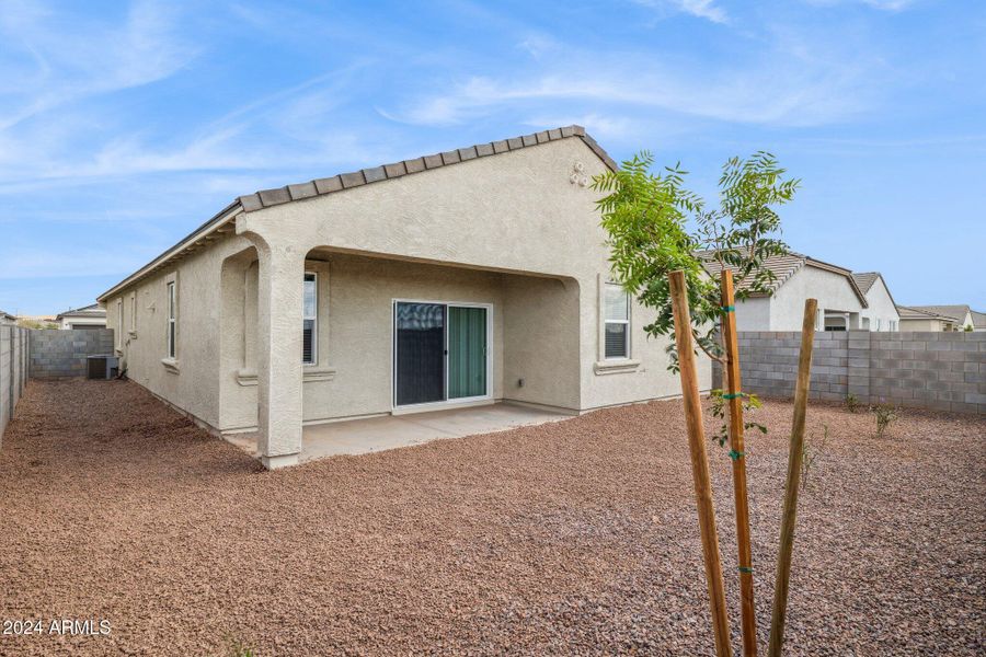 26-web-or-mls-18427-w-desert-hollow-dr-l