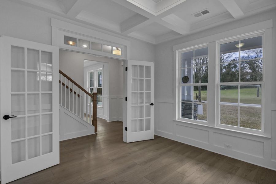 Spacious, unfurnished interior of a new home in Clubside Reserve at Summerlake, Lexington (Image 38).