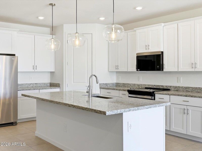 15-38855073-90ae-4f9e-affd-ded25191cefd 15-38855073-90ae-4f9e-affd-ded25191cefd