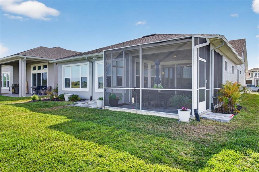 Exterior details and patio area of a home in , Daytona Beach (Image 23).