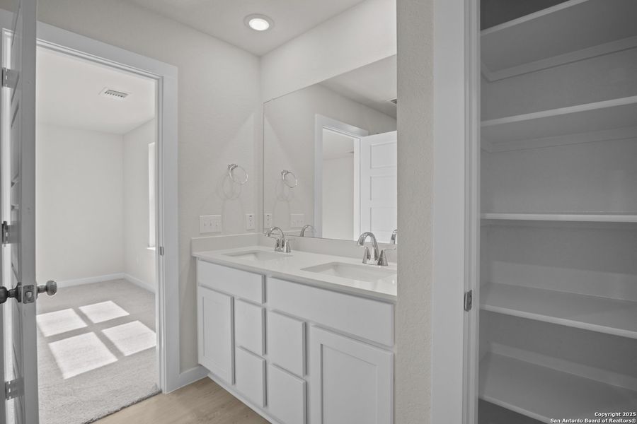 Furnished interior view inside a new home in Rosemont Hill, San Antonio (Image 13). Furnished interior view inside a new home in Rosemont Hill, San Antonio (Image 13).