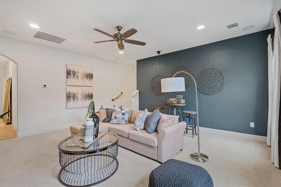 Furnished interior view inside a new home in The Lakes at Parks of Aledo, Aledo (Image 27). Furnished interior view inside a new home in The Lakes at Parks of Aledo, Aledo (Image 27).