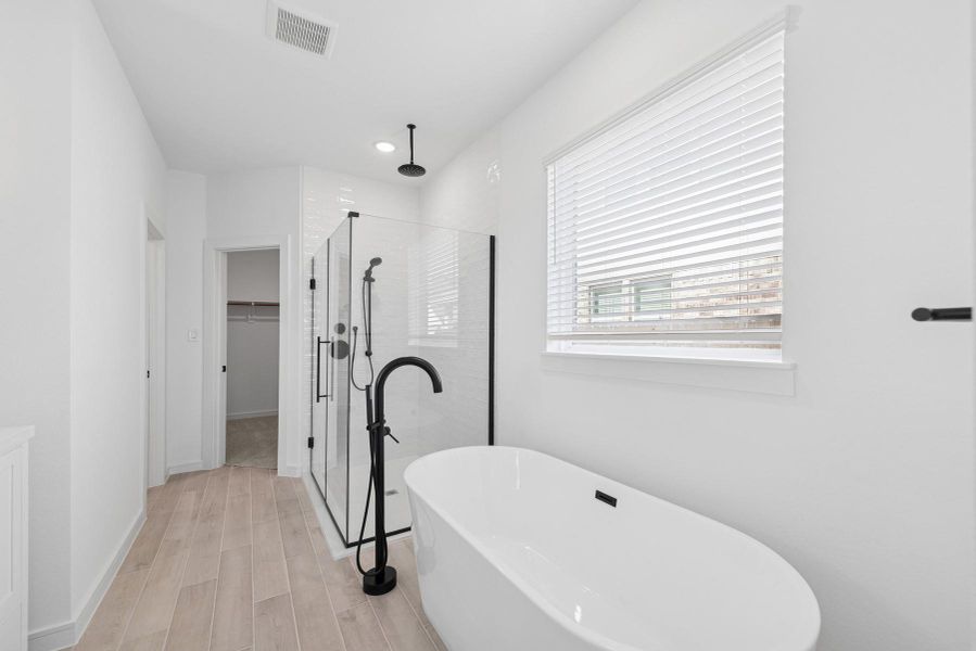 Serene primary bath (*Photo not of actual home and used for illustration purposes only.)