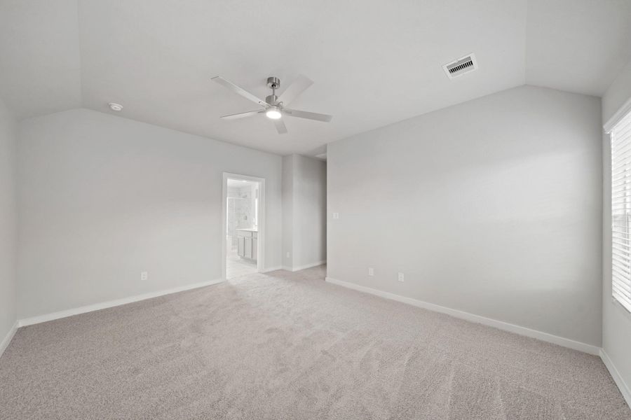 Spacious, unfurnished interior of a new home in Grand Oaks Village, Houston (Image 10). Spacious, unfurnished interior of a new home in Grand Oaks Village, Houston (Image 10).