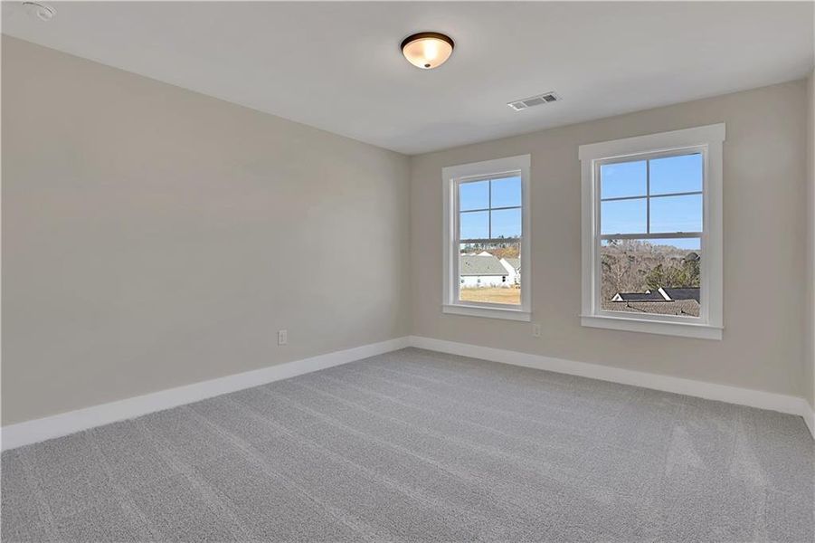 Spacious, unfurnished interior of a new home in Twin Lakes, Hoschton (Image 59).