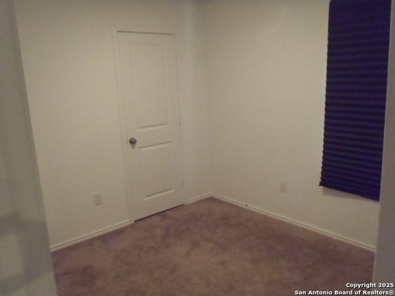 Spacious, unfurnished interior of a new home in , San Antonio (Image 9).