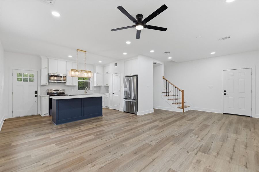 Image 34 of a home in .