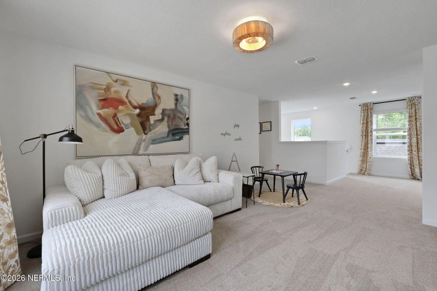 Furnished interior view inside a new home in Diamond Springs, Jacksonville (Image 10).