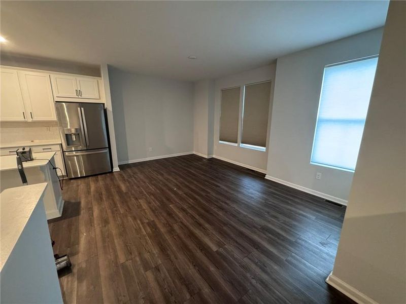Spacious, unfurnished interior of a new home in , Atlanta (Image 30).