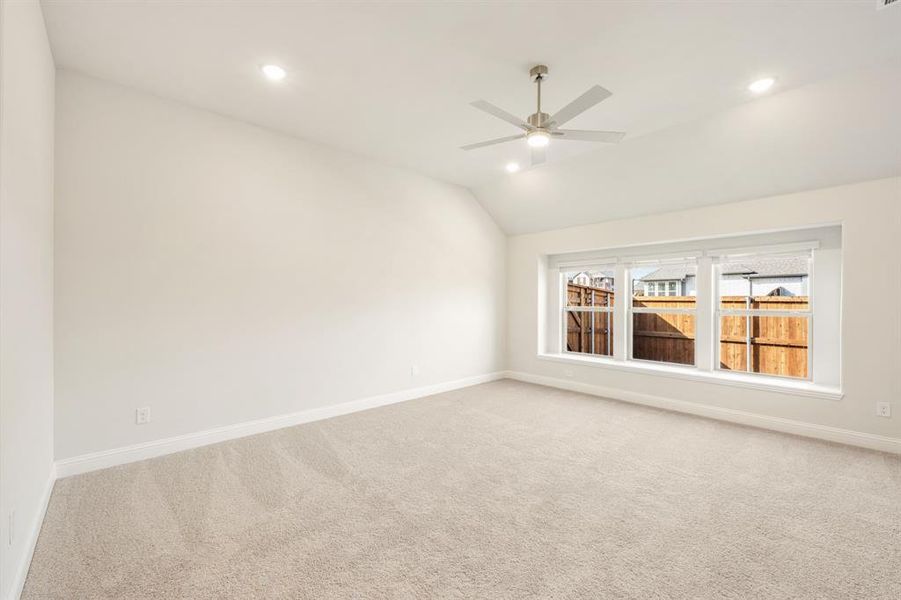 Spacious, unfurnished interior of a new home in Liberty, Melissa (Image 31).