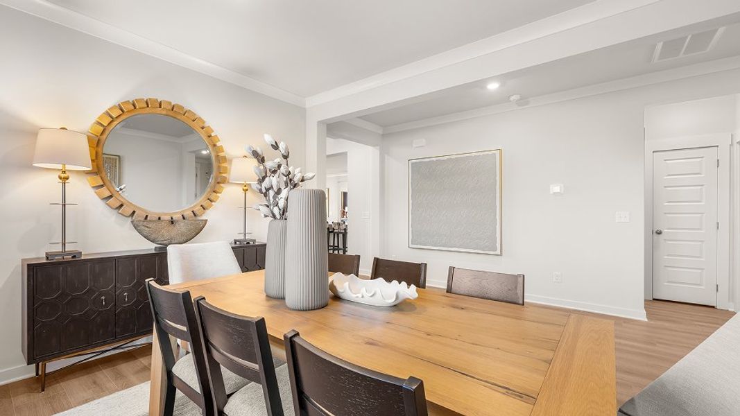 4965 Alpine Dining 3of3 F1 Base2