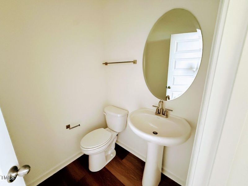 AR193 Half Bath AR193 Half Bath