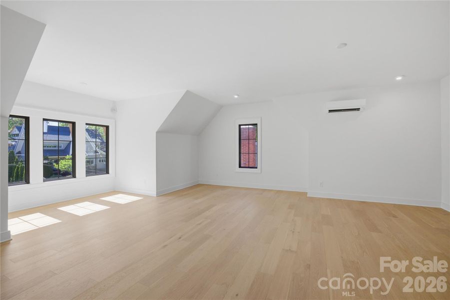 Spacious, unfurnished interior of a new home in , Charlotte (Image 23).