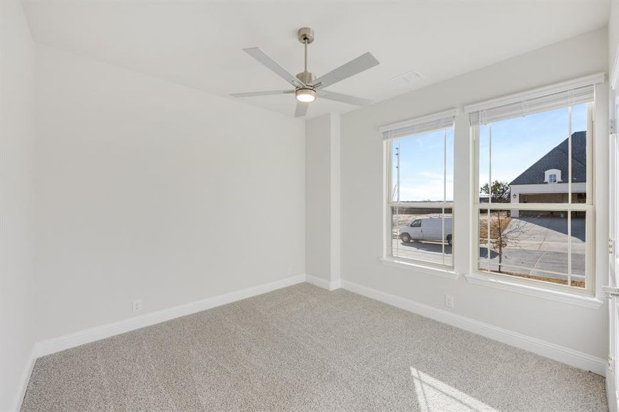 Spacious, unfurnished interior of a new home in The Lakes at Parks of Aledo, Aledo (Image 33).