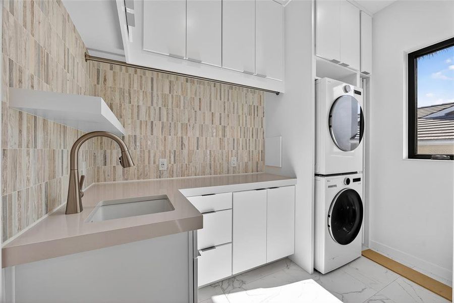 Furnished interior view inside a new home in , Punta Gorda (Image 12). Furnished interior view inside a new home in , Punta Gorda (Image 12).