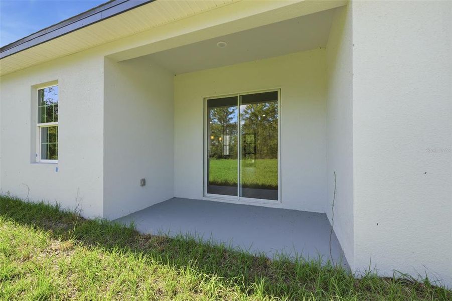 Exterior details and patio area of a home in , Ocala (Image 23).