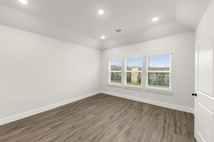 15. 1921 Sapphire - Primary 15. 1921 Sapphire - Primary