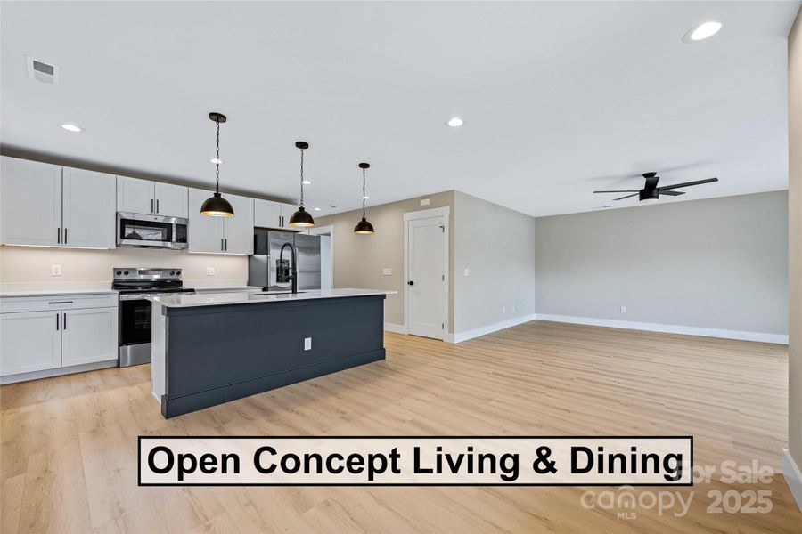 Image 36 of a home in .