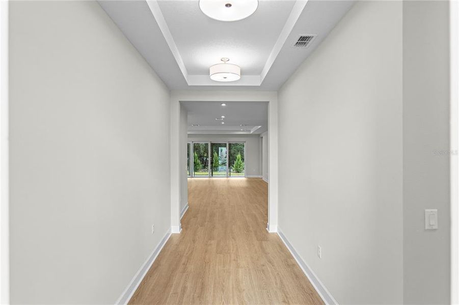 Spacious, unfurnished interior of a new home in Cresswind at Hammock Oaks, Lady Lake (Image 29).