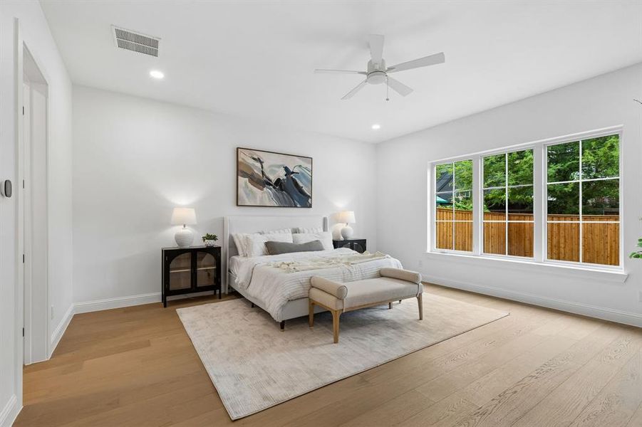 Furnished interior view inside a new home in , Dallas (Image 11).