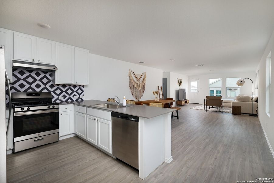 Furnished interior view inside a new home in Silos: Cottage Collection, San Antonio (Image 9).