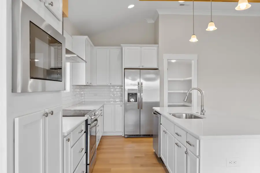 Representative furnished interior of a home built from the Marshall by Bill Clark Homes in Riverside Cove, Wilmington (Image 5).