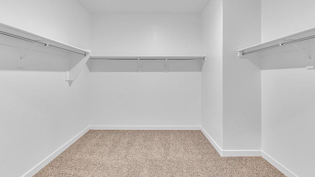 Spacious, unfurnished interior of a new home in The Oasis at Rocking K, Vail (Image 27).