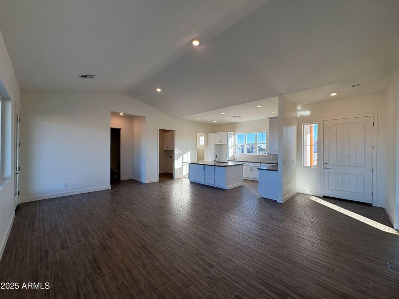 1800 W Caramel Court