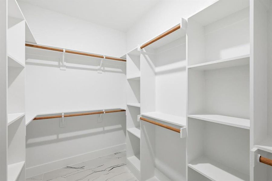 Spacious, unfurnished interior of a new home in , Gun Barrel City (Image 24).