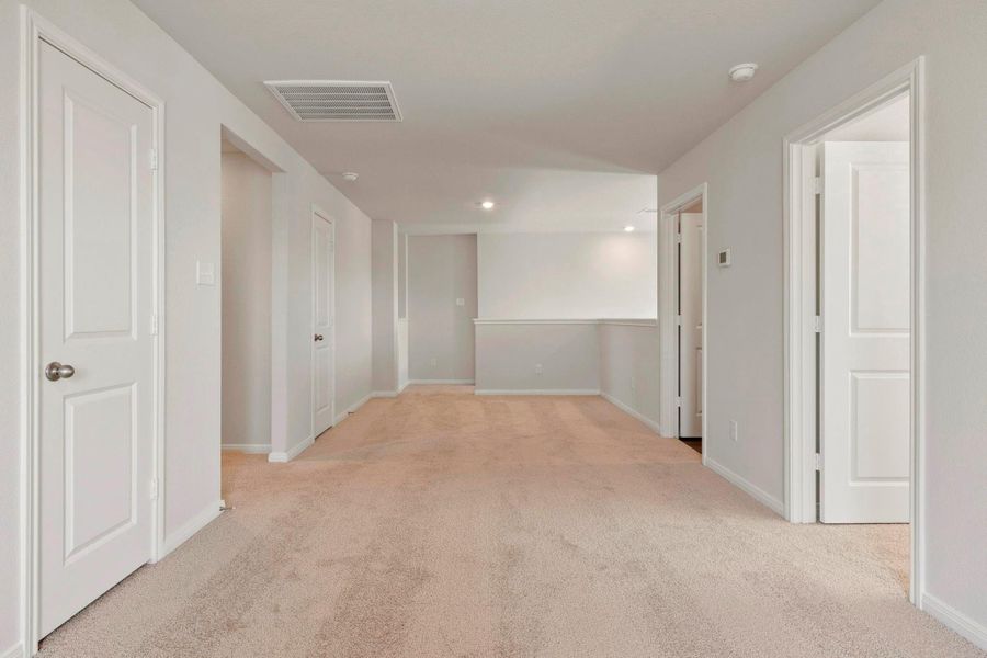 Spacious, unfurnished interior of a new home in Emberly, Beasley (Image 7).