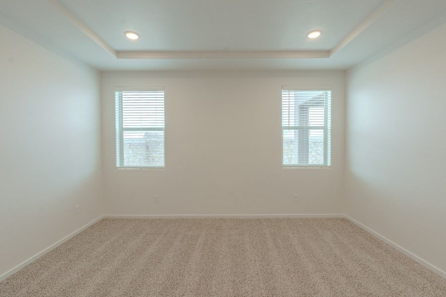 Spacious, unfurnished interior of a new home in Paseo Del Este, El Paso (Image 24).