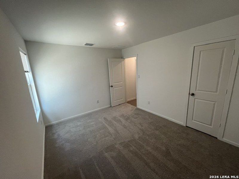 Spacious, unfurnished interior of a new home in Windridge, Kerrville (Image 11). Spacious, unfurnished interior of a new home in Windridge, Kerrville (Image 11).
