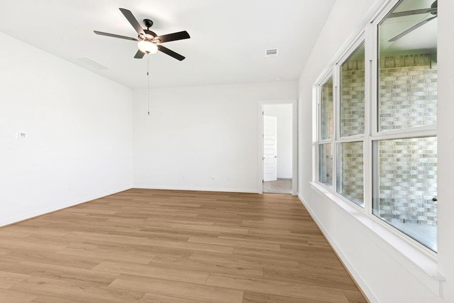 Spacious, unfurnished interior of a new home in The Colony, Bastrop (Image 12). Spacious, unfurnished interior of a new home in The Colony, Bastrop (Image 12).