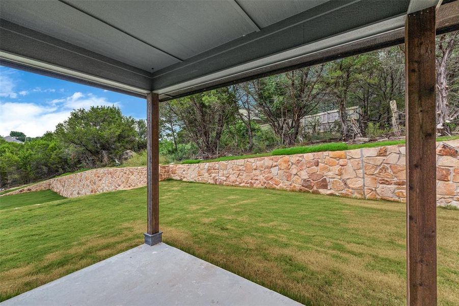 Exterior details and patio area of a home in , Granbury (Image 3).