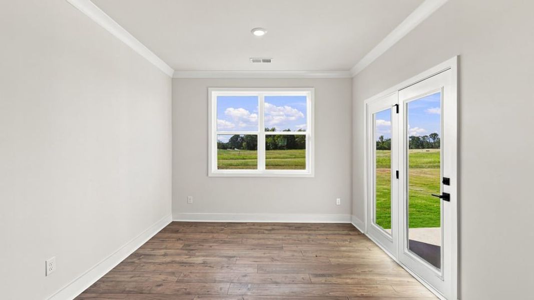 Spacious, unfurnished interior of a new home in Williams Ridge, Woodruff (Image 28).