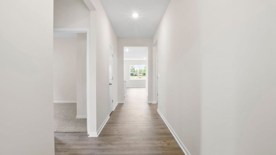 Spacious, unfurnished interior of a new home in Woodglen, Piedmont (Image 17).