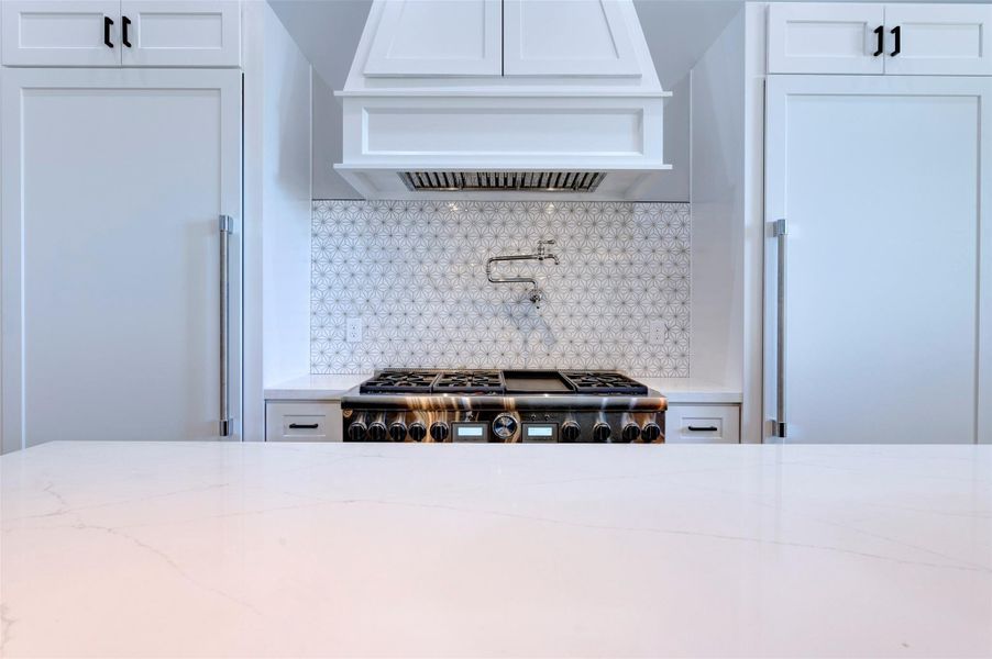 Close-up of interior finishes inside a home in , Seabrook (Image 21).