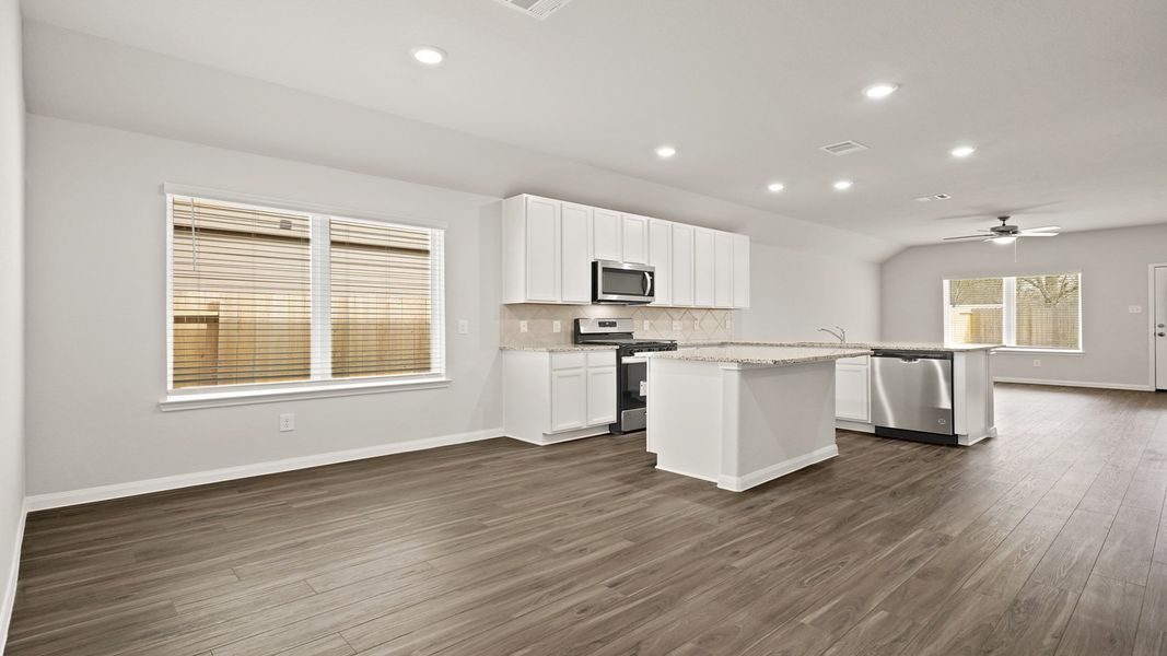 Dining Area to Kitchen