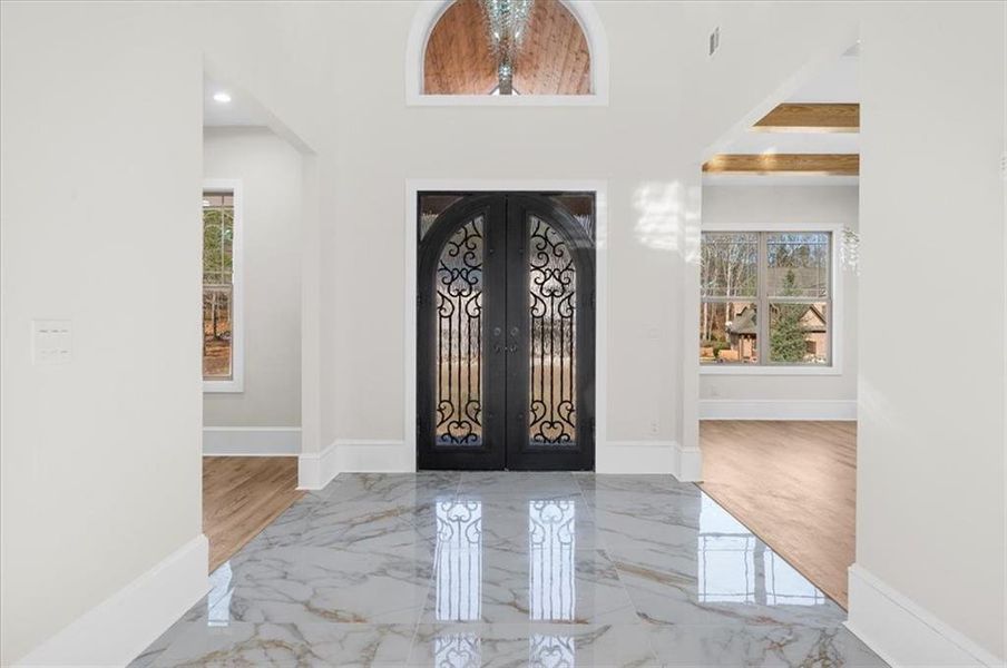 Spacious, unfurnished interior of a new home in , Gainesville (Image 76).