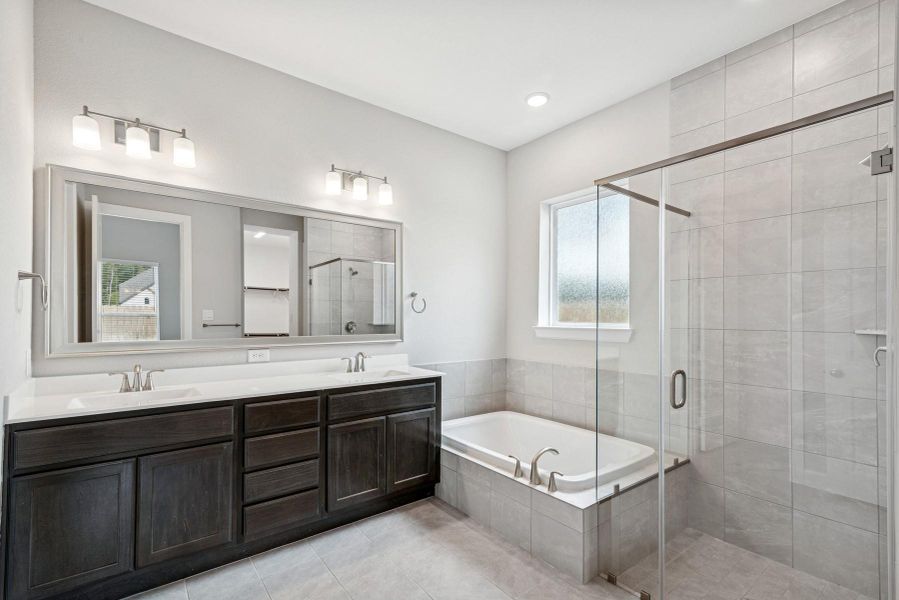 Furnished interior view inside a new home in ARTAVIA 45' Homesites, Conroe (Image 14). Furnished interior view inside a new home in ARTAVIA 45' Homesites, Conroe (Image 14).