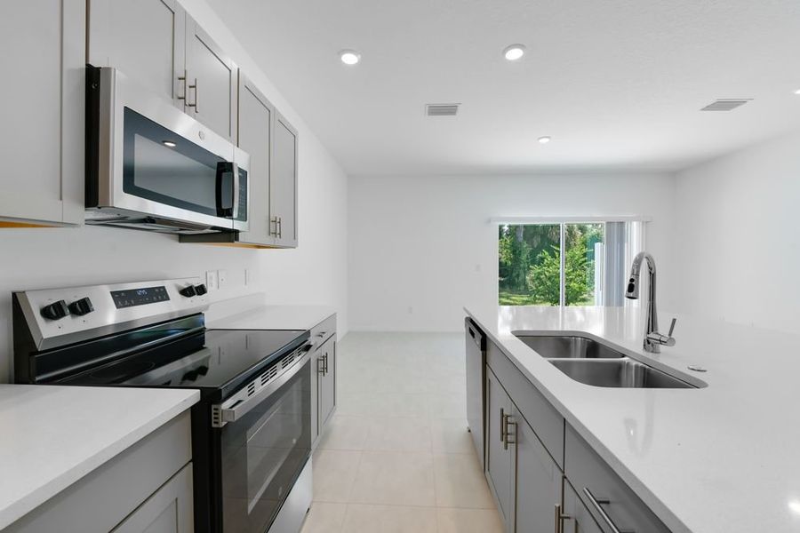 Furnished interior view inside a new home in Vinterra Townhomes, Nokomis (Image 7). Furnished interior view inside a new home in Vinterra Townhomes, Nokomis (Image 7).
