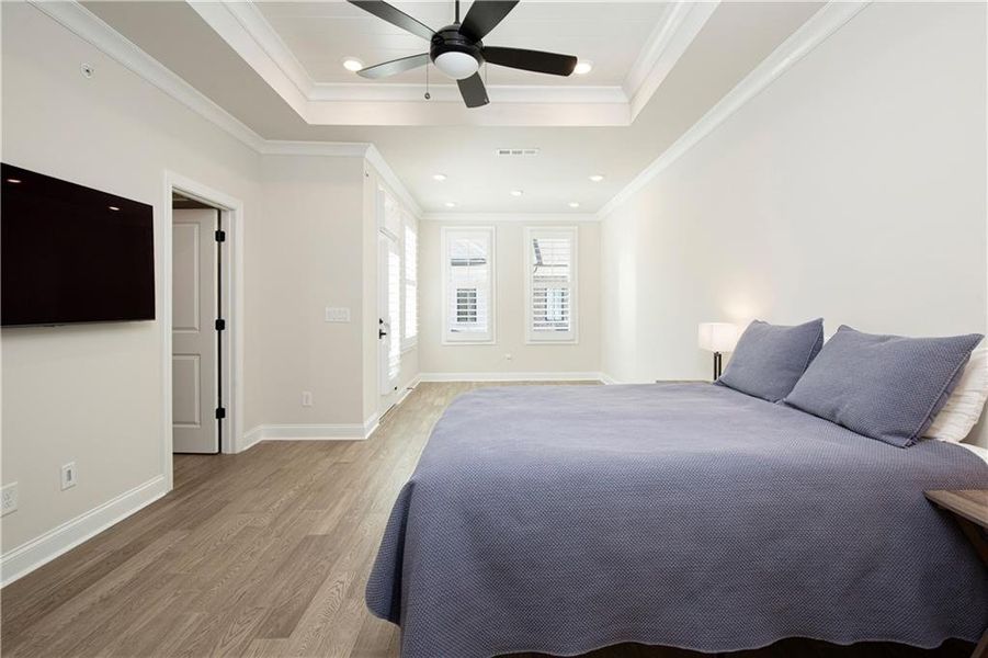 Furnished interior view inside a new home in , Alpharetta (Image 37).