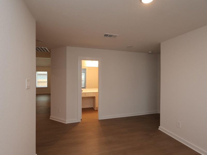 Spacious, unfurnished interior of a new home in Magnolia Ridge, Magnolia (Image 16).