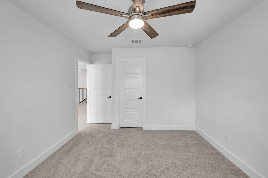 Spacious, unfurnished interior of a new home in Sorella, Tomball (Image 35). Spacious, unfurnished interior of a new home in Sorella, Tomball (Image 35).