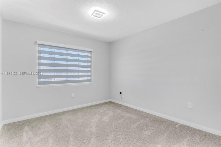Spacious, unfurnished interior of a new home in , Florida City (Image 15).