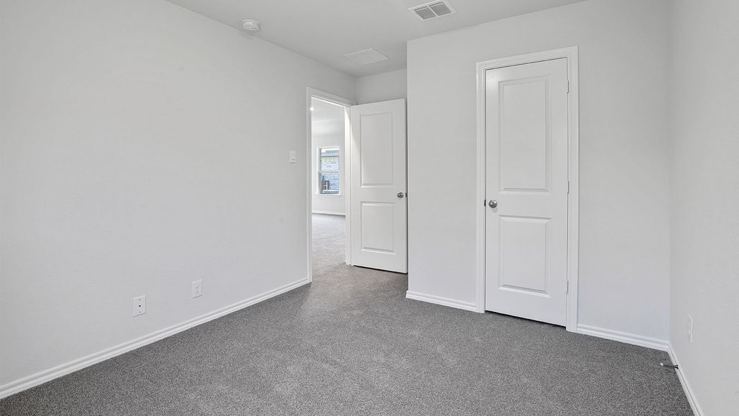 Representative unfurnished interior of a home built from the Brooke by D.R. Horton in The Hills at Reunion, Newark (Image 26). Representative unfurnished interior of a home built from the Brooke by D.R. Horton in The Hills at Reunion, Newark (Image 26).