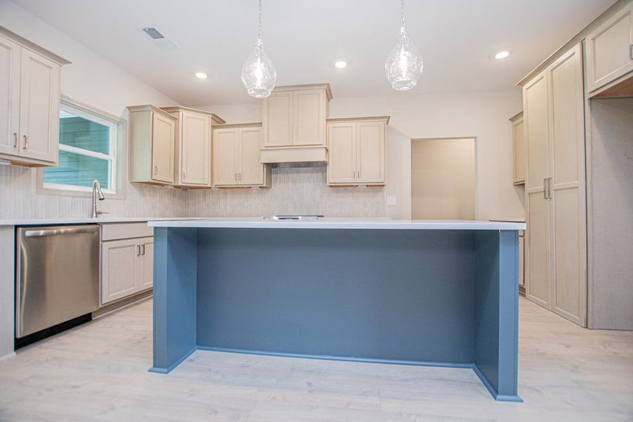 Furnished interior view inside a new home in WOODMONT RESERVE, Roopville (Image 44).