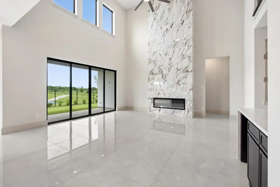 Representative unfurnished interior of a home built from the Westwood by Landon Homes in Dominion Estates, Frisco (Image 14).